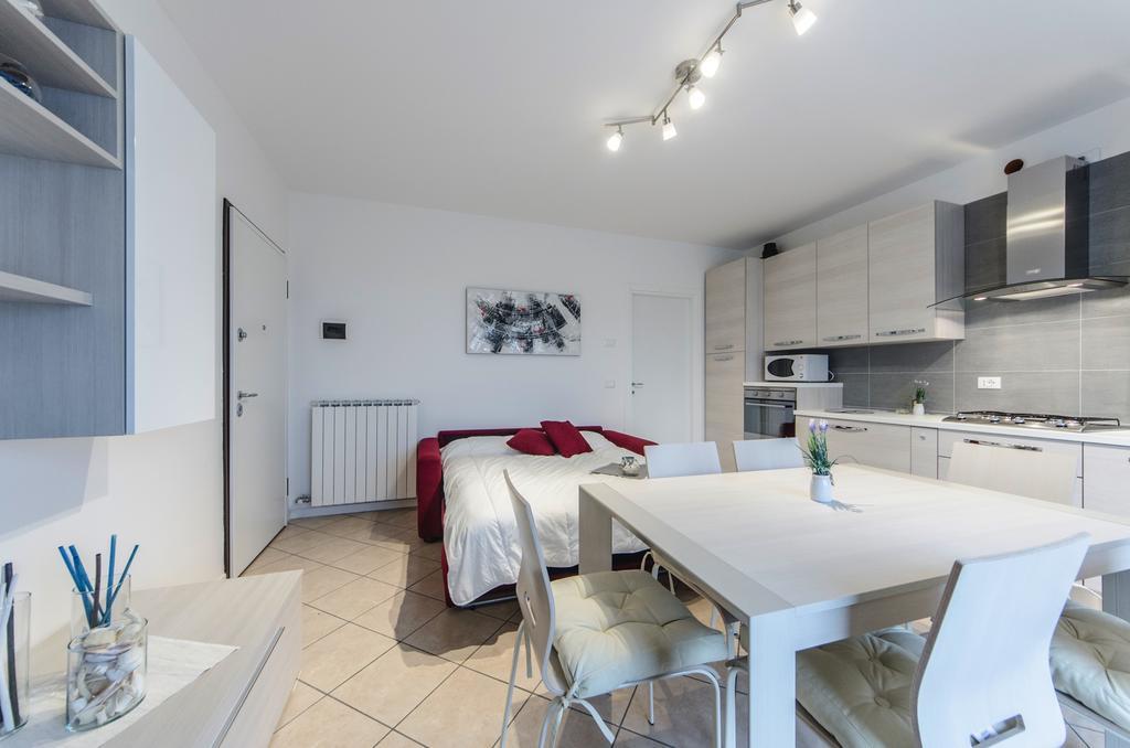 Residence Villaggio Dei Fiori Con Piscina E Posto Spiaggia Incluso Caorle Pokoj fotografie